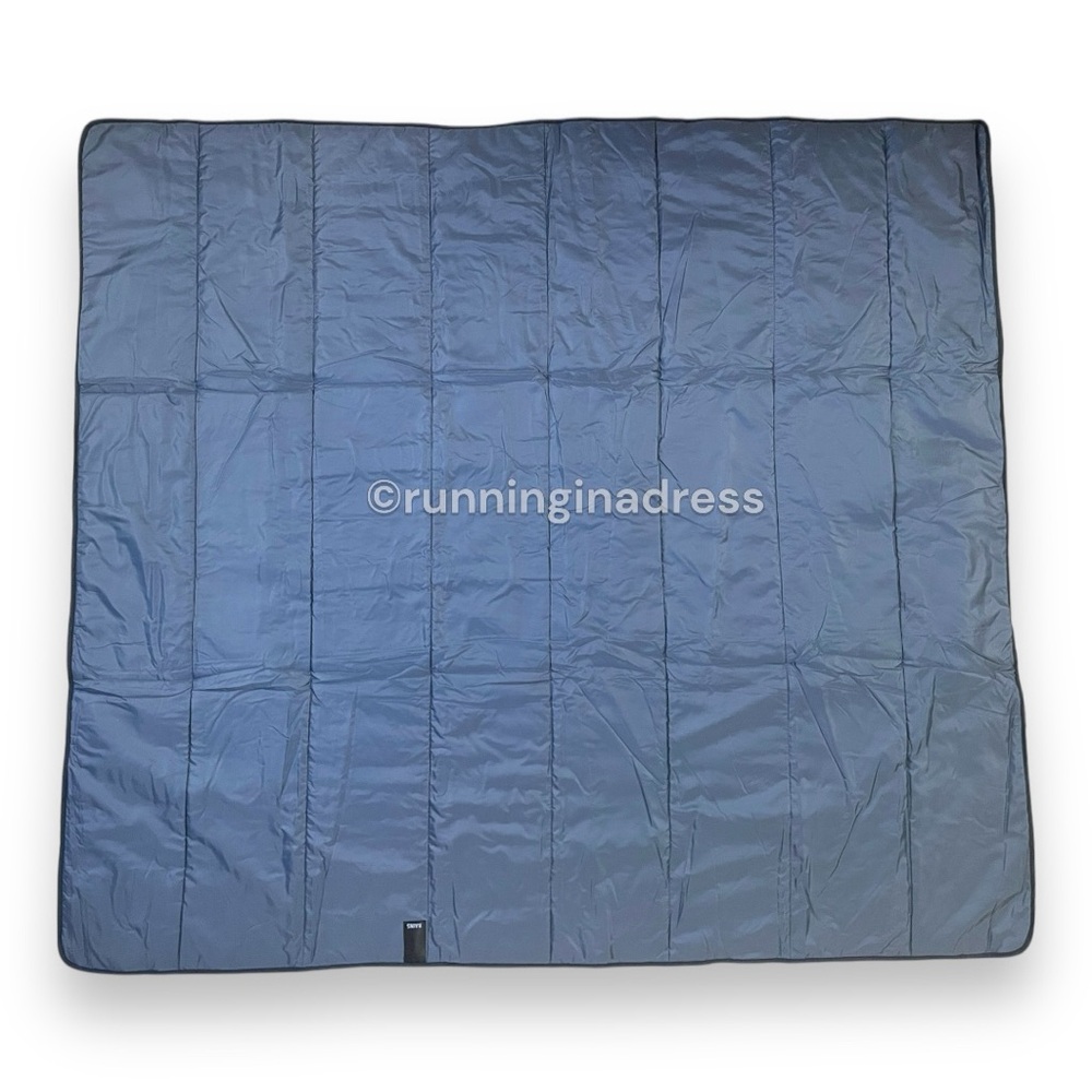NWT Rains Waterproof Trail Blanket With Pack Carry & Store System In Navy - Picture 8 of 15